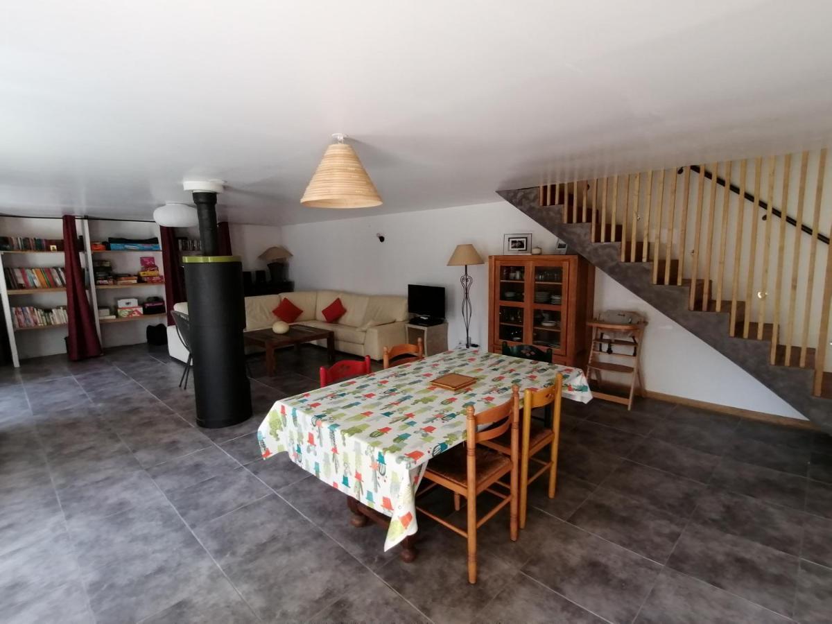 Maison Renovee En Pierres Sejour Spacieux Avec Jardin Et Terrasse Amenagee Pres Omaha Beach & Bayeux A 5Mn De La Mer Tous Commerces Commes Экстерьер фото