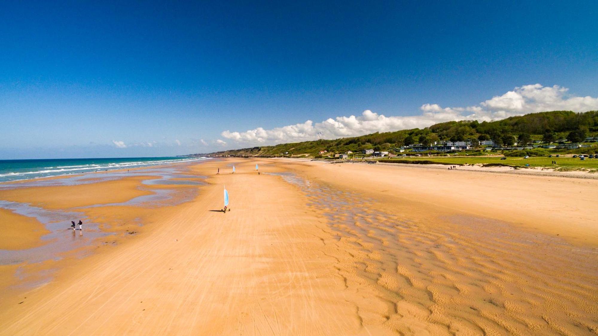 Maison Renovee En Pierres Sejour Spacieux Avec Jardin Et Terrasse Amenagee Pres Omaha Beach & Bayeux A 5Mn De La Mer Tous Commerces Commes Экстерьер фото