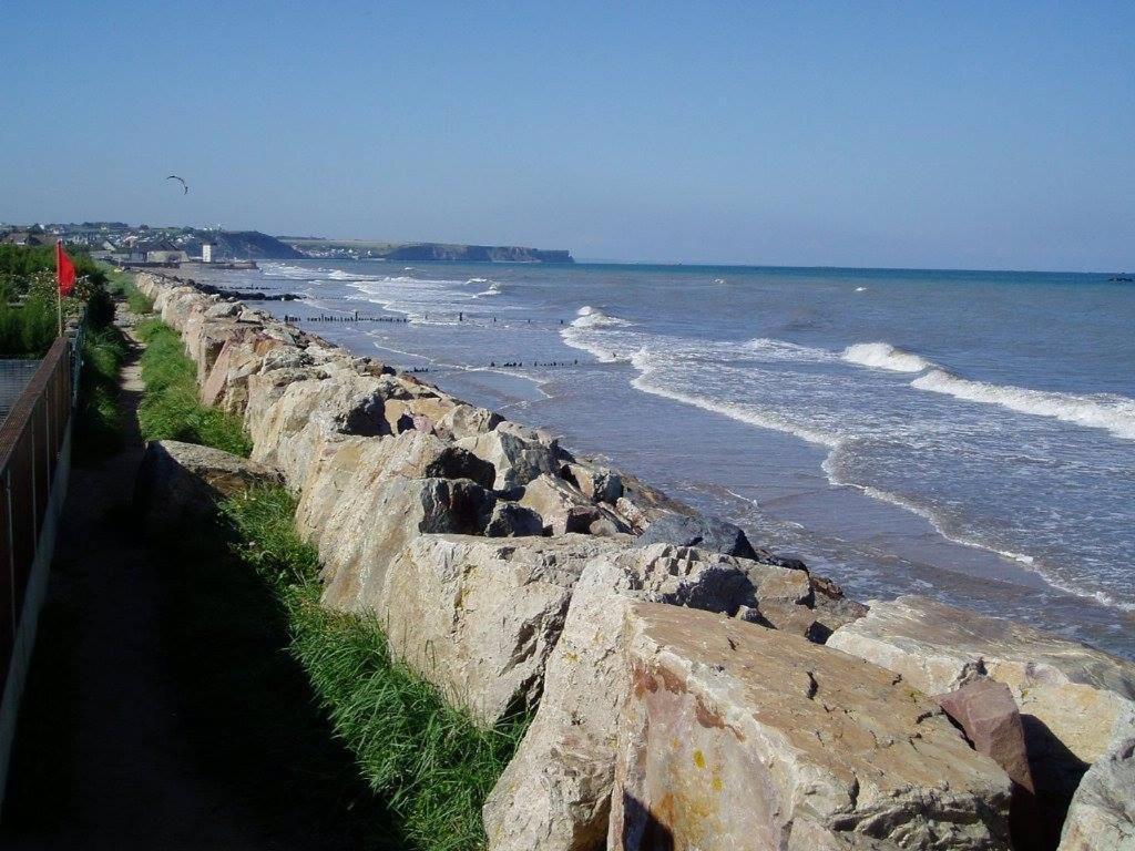 Maison Renovee En Pierres Sejour Spacieux Avec Jardin Et Terrasse Amenagee Pres Omaha Beach & Bayeux A 5Mn De La Mer Tous Commerces Commes Экстерьер фото